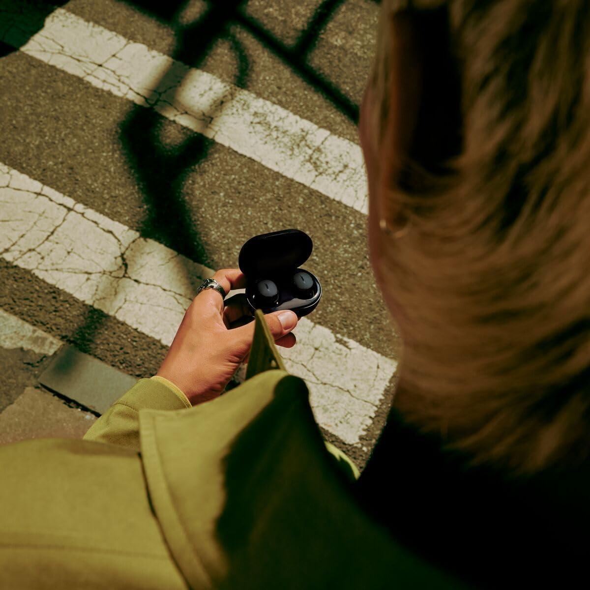 imageBose QuietComfort Bluetooth Earbuds True Wireless Earbuds with Active Noise Cancellation and Mic Deep Bass IPX4 Rating Up to 85 Hours of Playtime Chilled LilacBlack